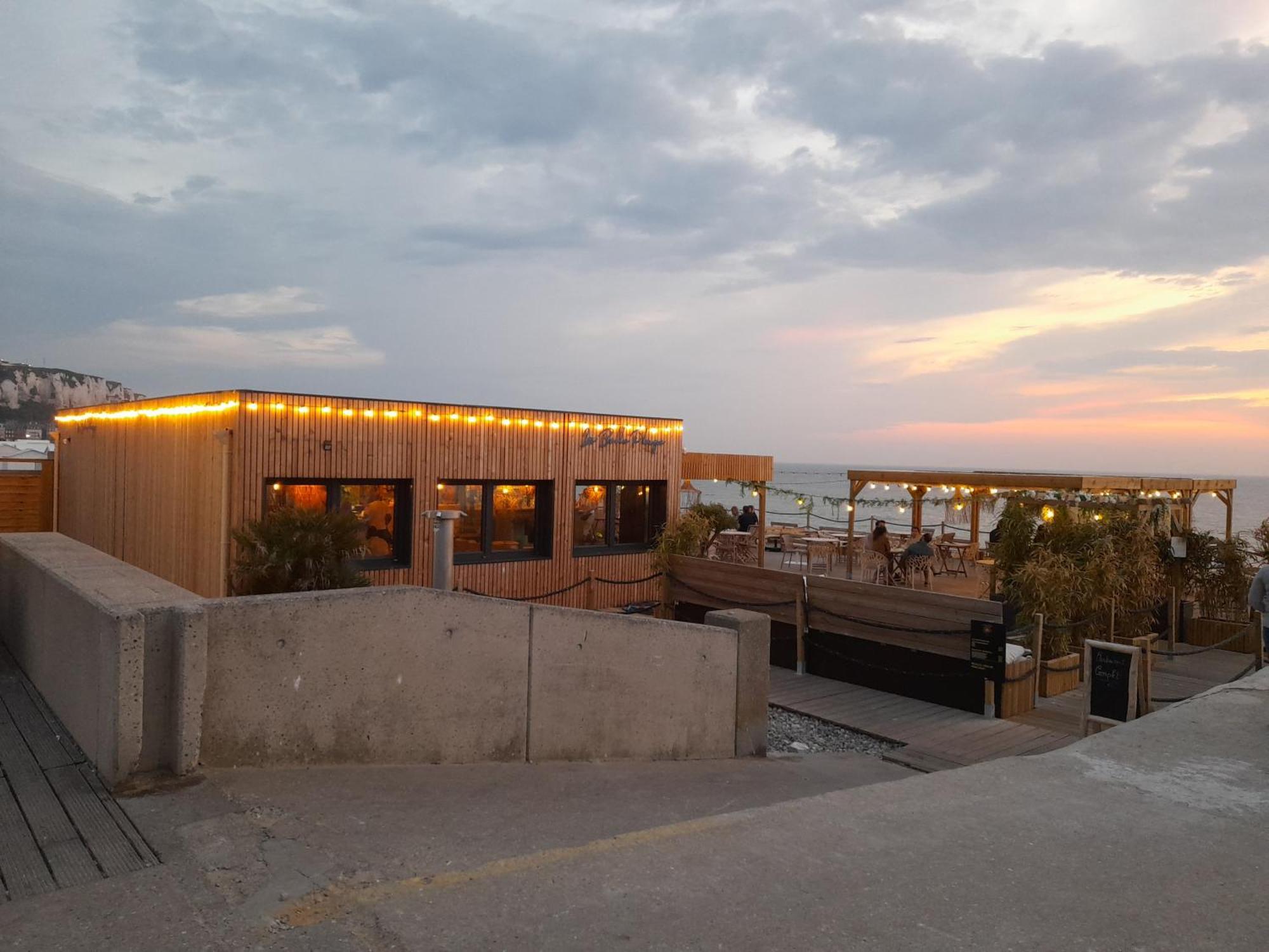 "Le Juguili" 46M2 En Front De Mer - 4 Personnes - Animaux Ok - Entierement Renove - Haut De Gamme - Wifi Mers-les-Bains Dış mekan fotoğraf